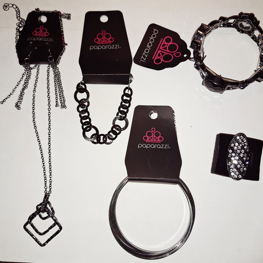 Paparazzi Jewelry Set - 5 Pieces Gunmetal
